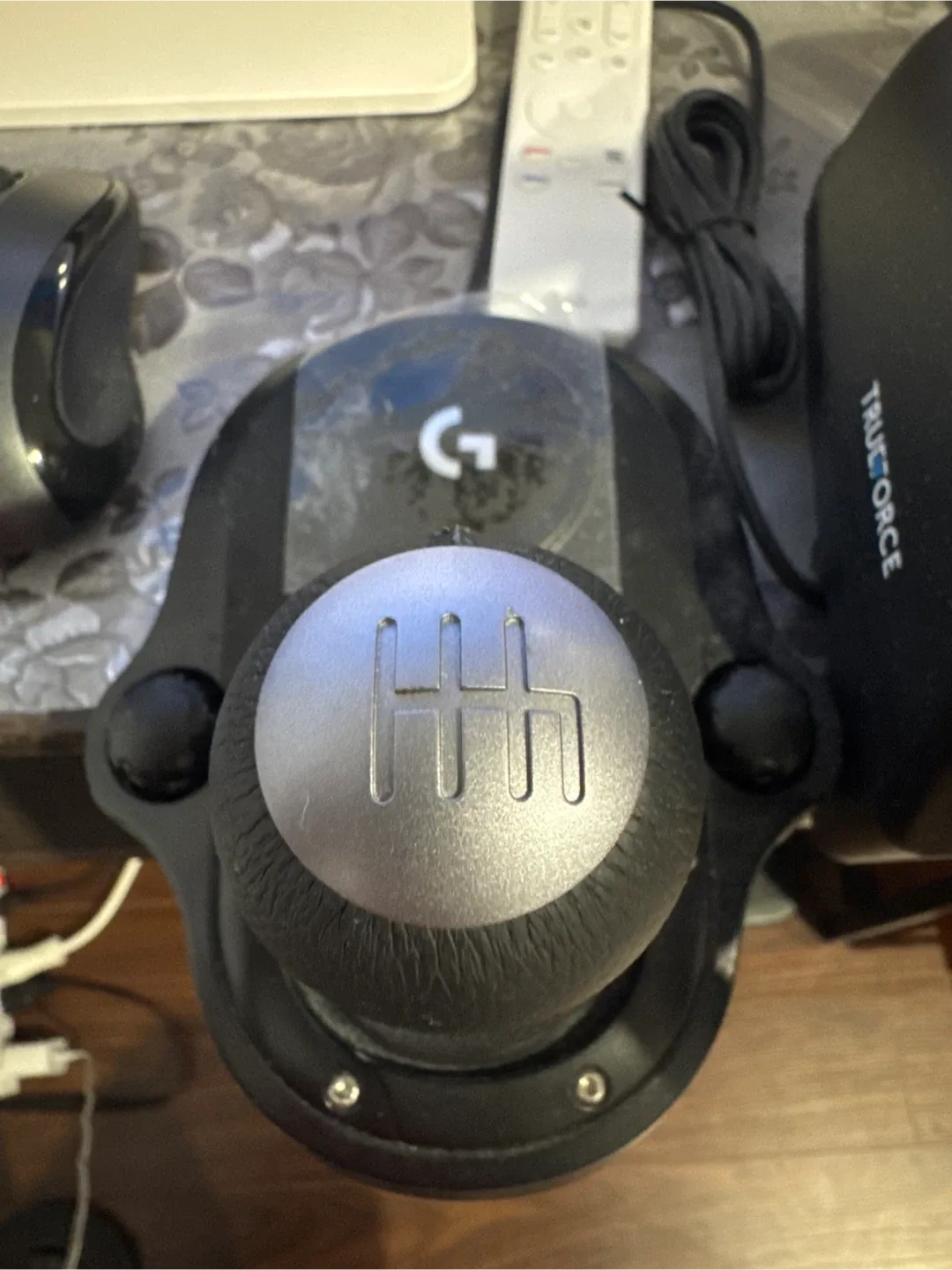 Logitech G920 Racing Wheel, Pedals & Shifter image indicator(3)