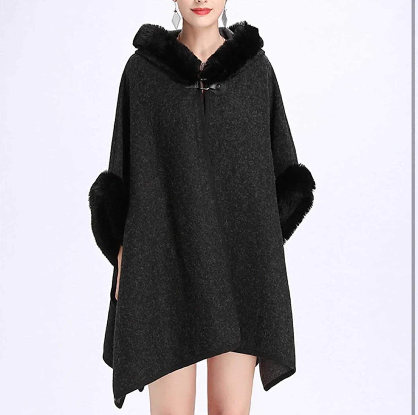 NEW! Luxury Batwing Sleeve Faux Fur Hooded Cloak - photo 4