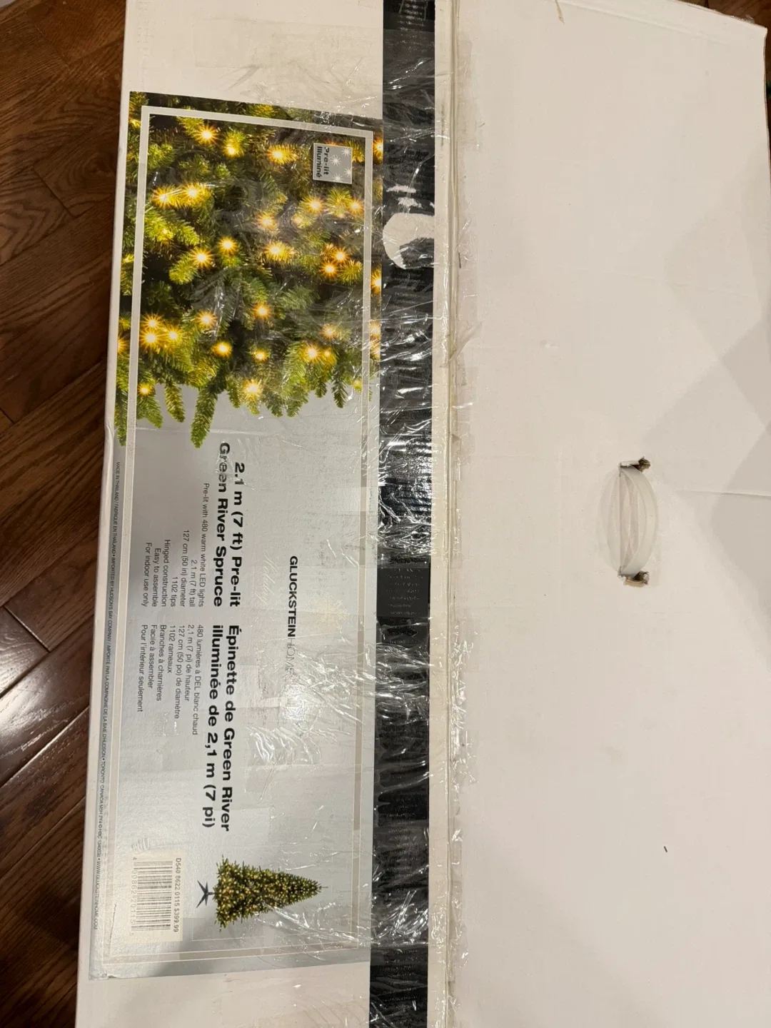 Gluckstein Green River Spruce Pre-Lit 7ft Tree image indicator(4)
