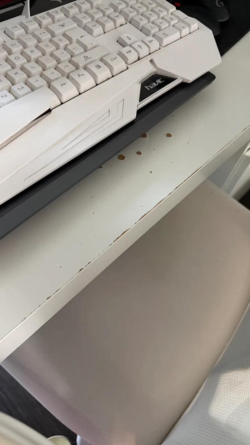 IKEA MALM DESK image indicator(2)