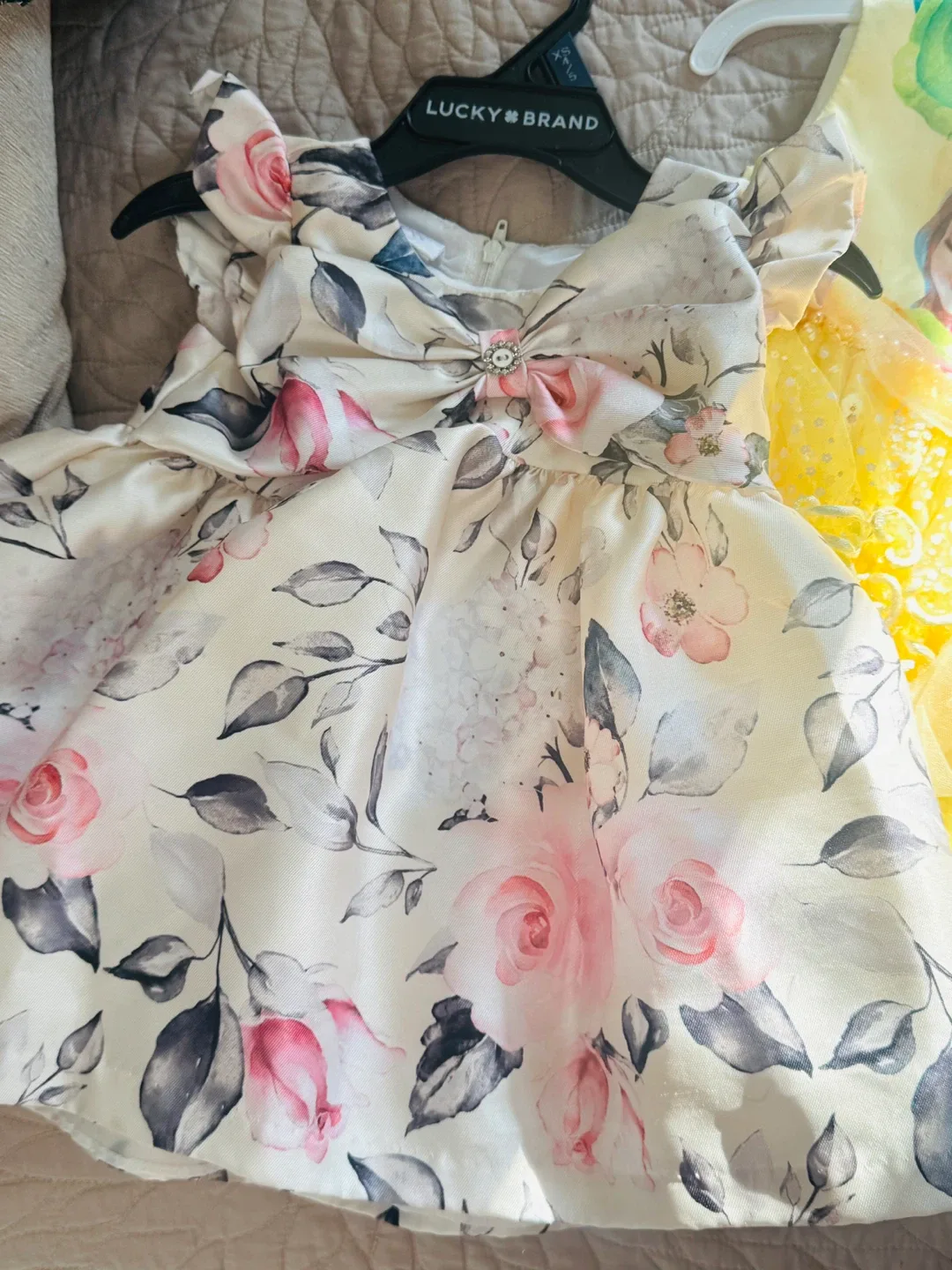 Girls' Dresses Bundle - Assorted Sizes & Styles image indicator(4)