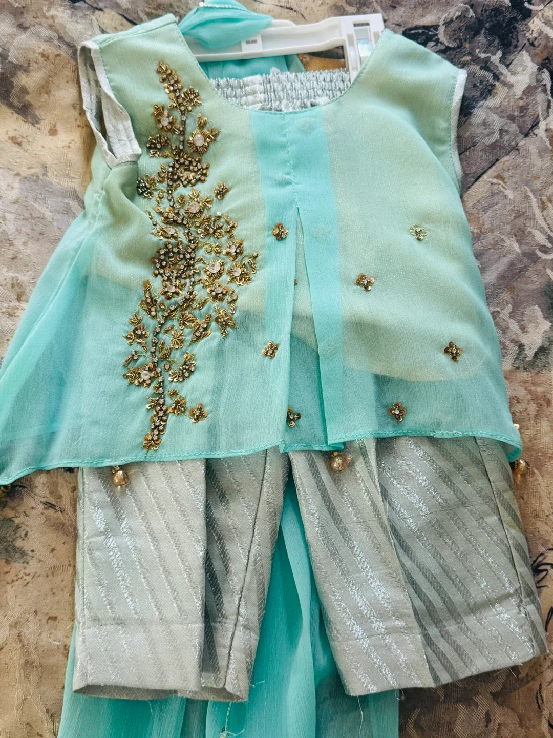 Girls' Dresses Bundle - Assorted Sizes & Styles image indicator(6)