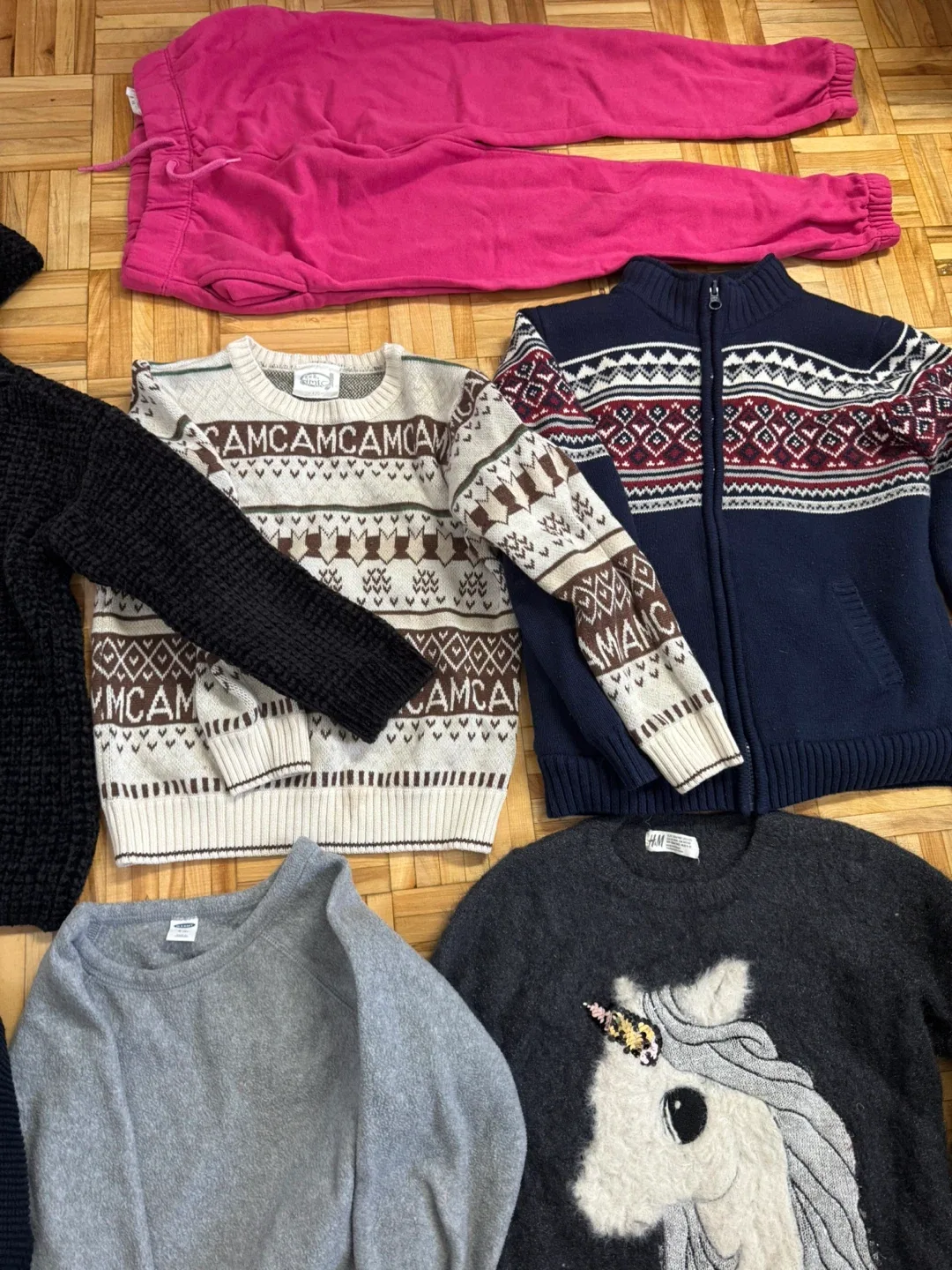 Kids Clothes Bundle Size 8 -12;H&M, Old Navy, Joe Fresh image indicator(6)