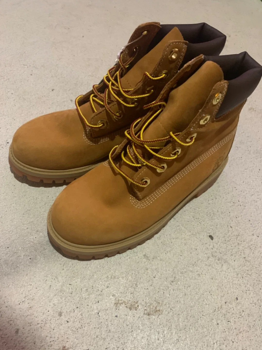Timberland Boots, Size 4.5 image indicator(2)