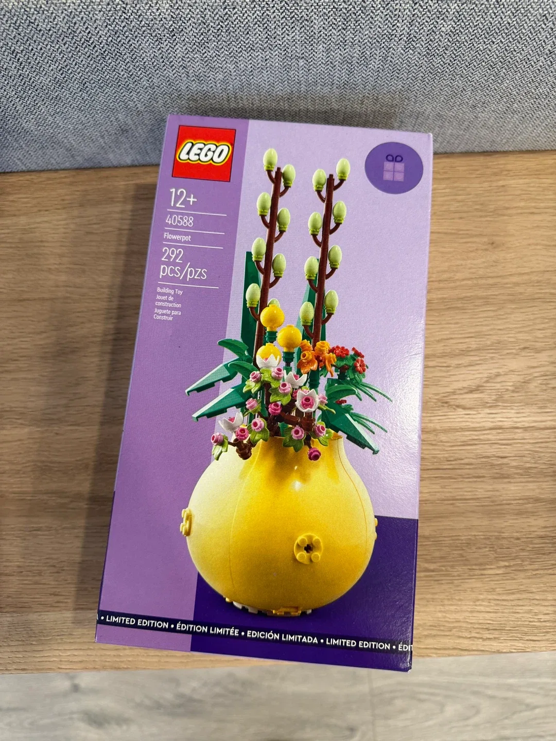 New LEGO 40588 Flowerpot - Limited Edition