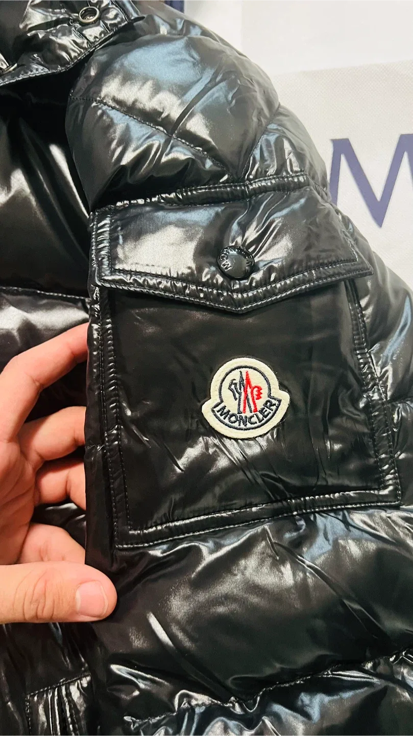 Moncler Black Padded Down Jacket image indicator(5)