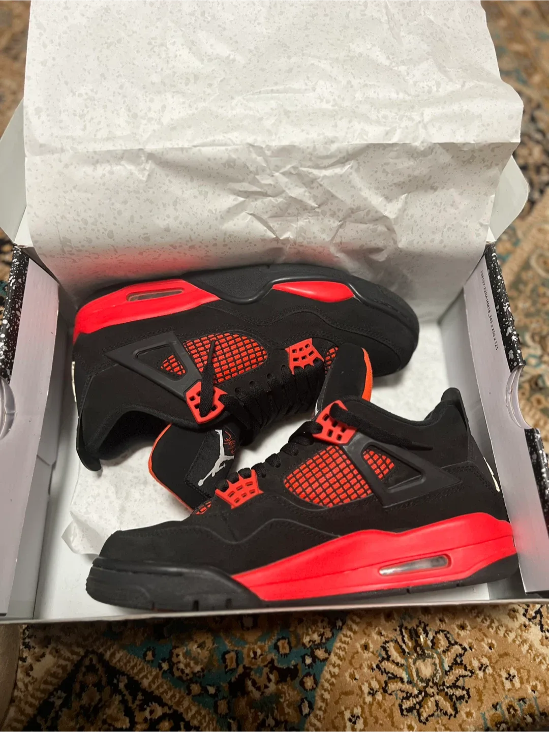 Jordan 4 Retro Red Thunder Size 8.5