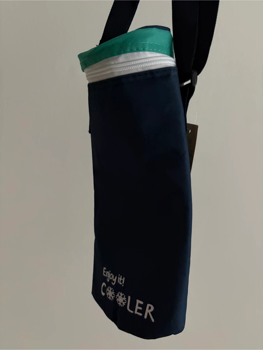 Free New beverage bottle Cooler Bag with tags - Navy Blue