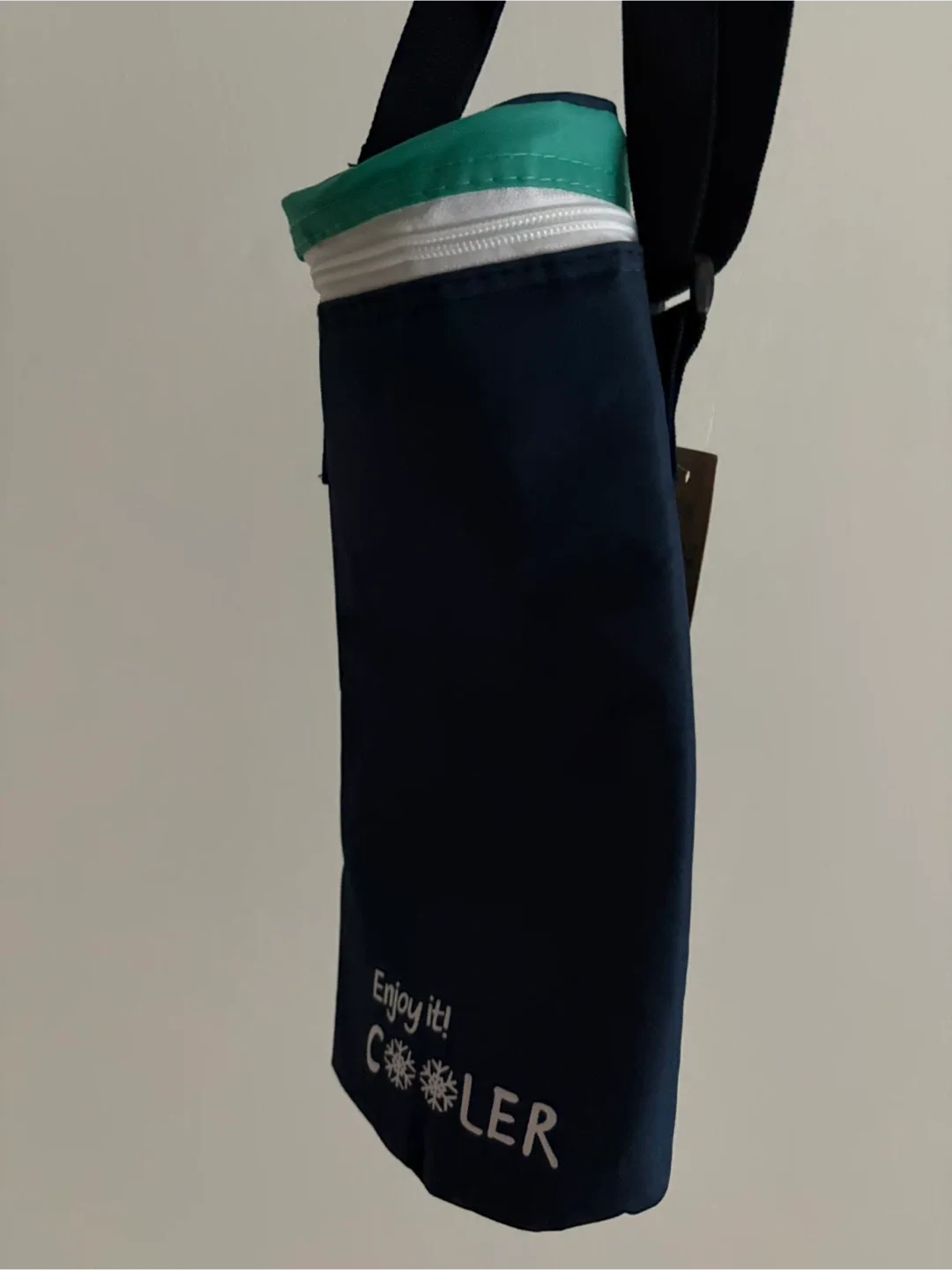 Free New beverage bottle Cooler Bag with tags - Navy Blue