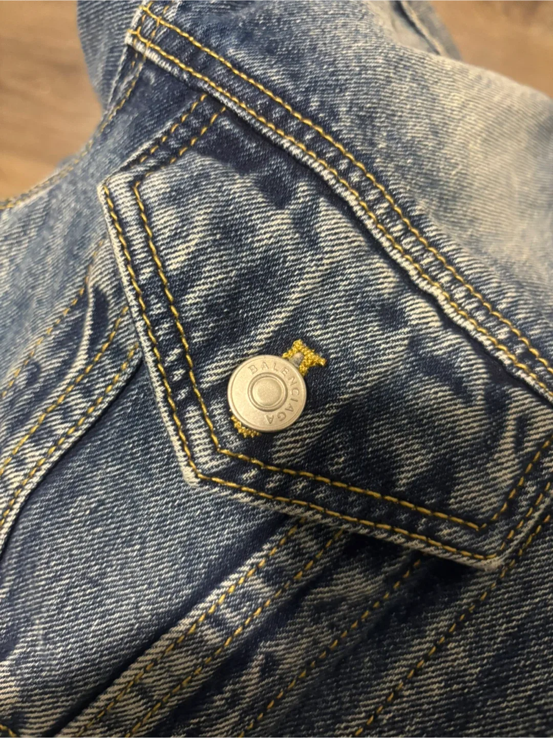 Balenciaga Denim Jacket Size 46 image indicator(3)