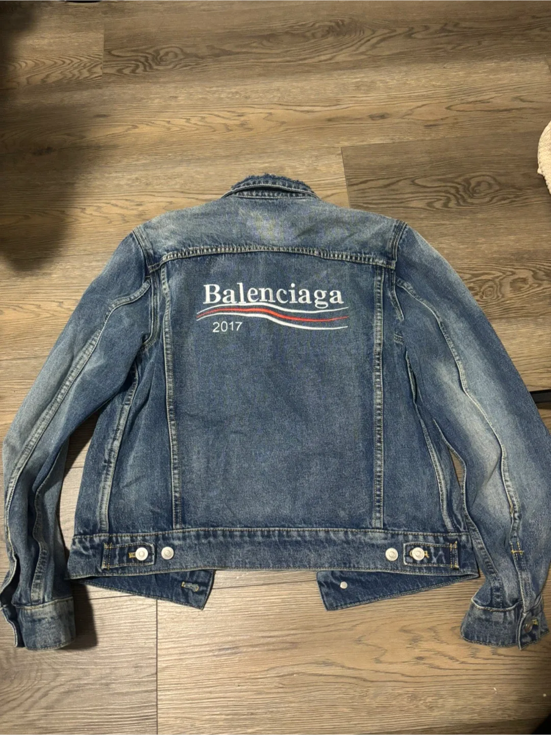 Balenciaga Denim Jacket Size 46 image indicator(2)