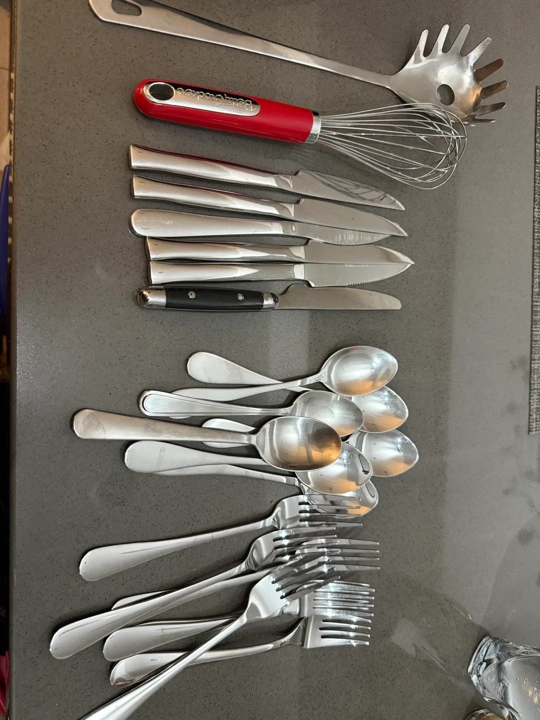 Mixed Kitchen Utensil Set image indicator(2)