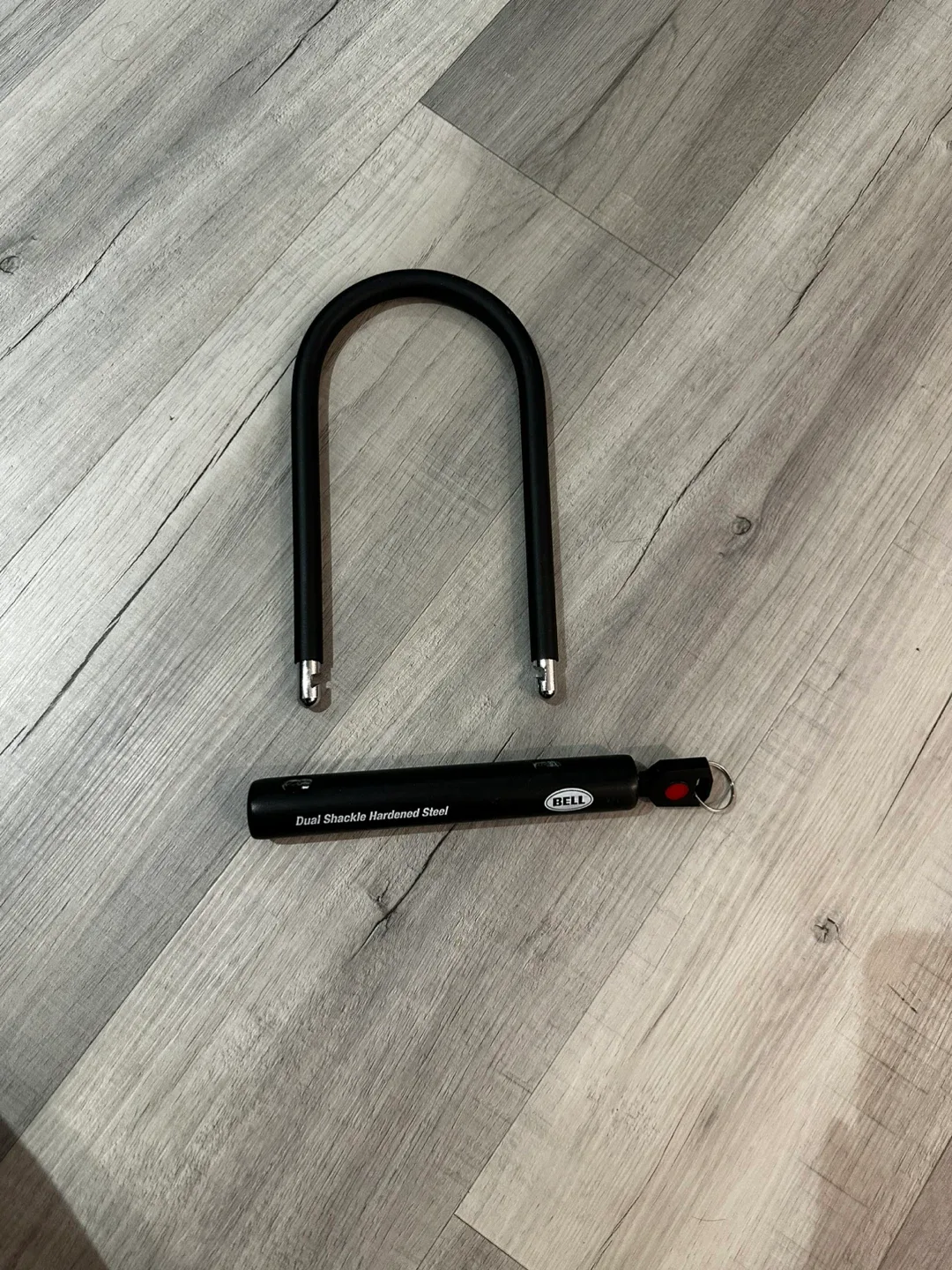 Bell Dual Shackle Hardened Steel Bike Lock image indicator(2)