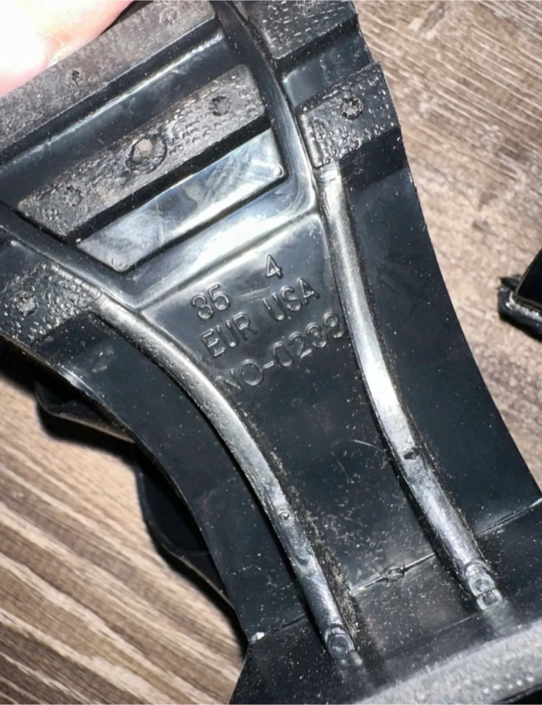 🥕Jelly Shoes Black Size 4 USA image indicator(3)