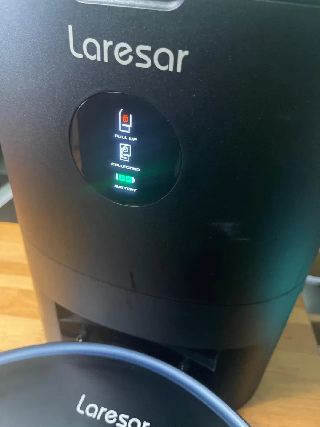 Laresar Robot Vacuum Cleaner - Black image indicator(2)