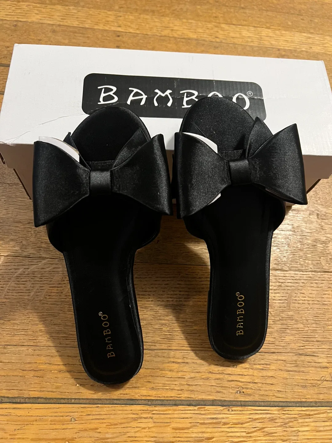 Bamboo WALLET-31 Black Bow Slides - Size 6.5