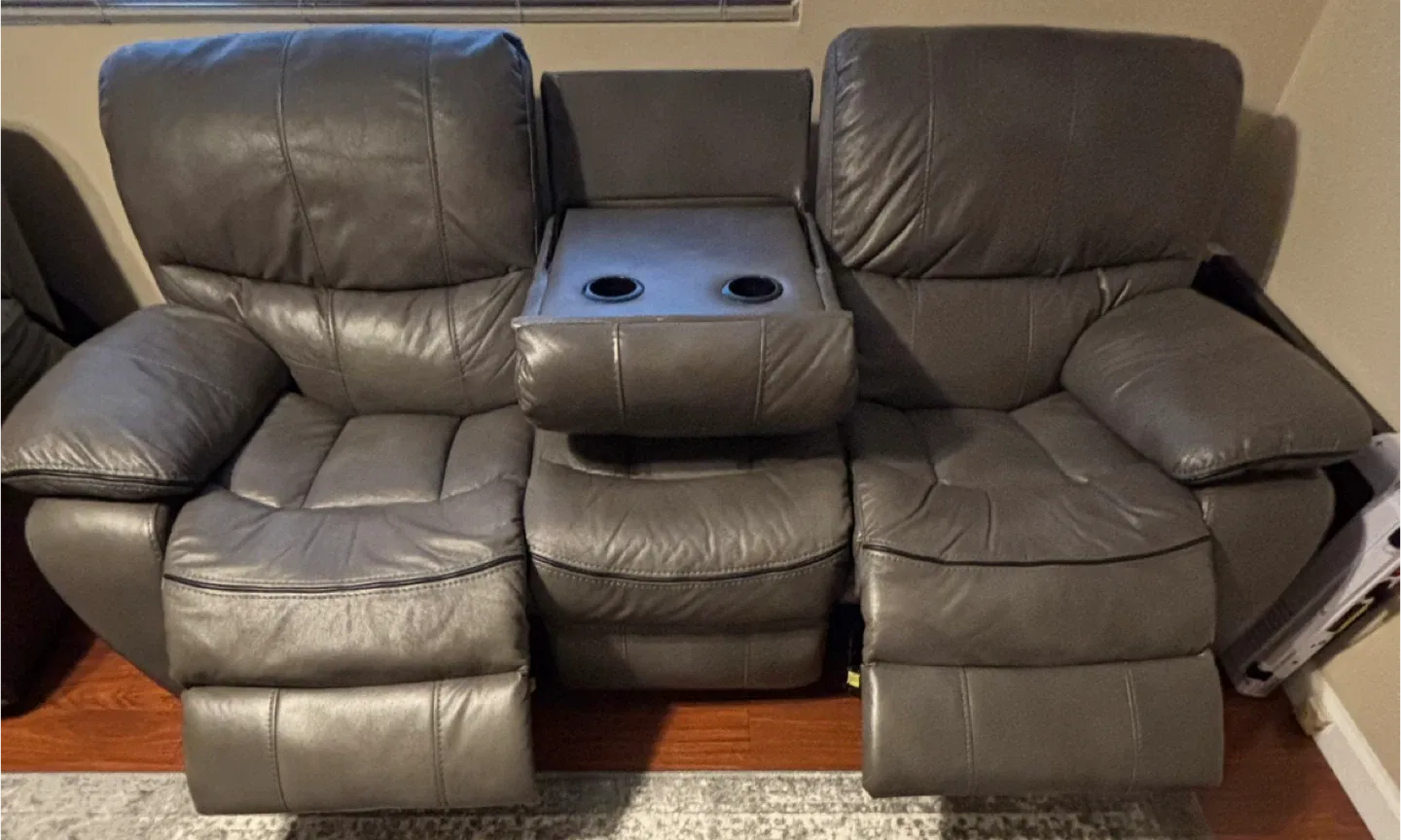 Gray Leather Reclining Sofa & Love Seat Set image indicator(4)