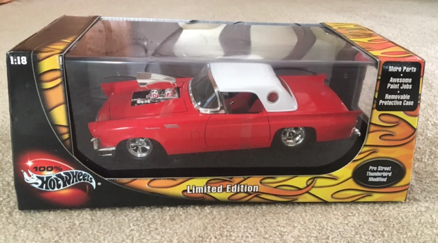 Hot Wheels 100% Metal Collection Pro Street Thunderbird 1:18