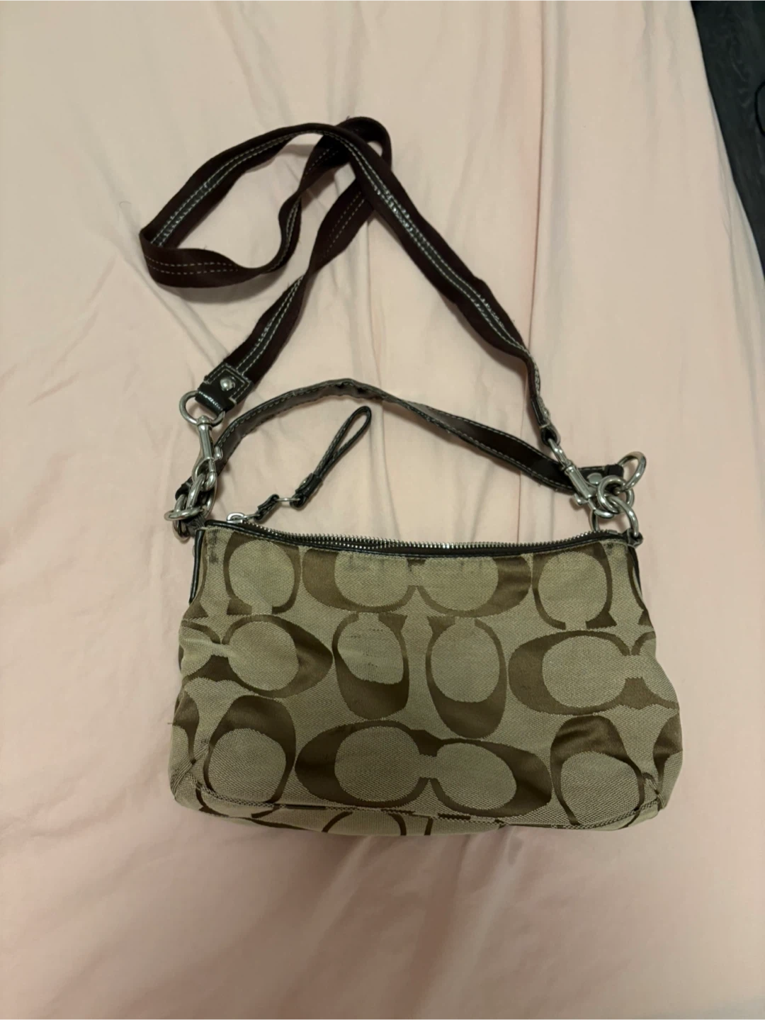 Coach Signature Canvas Shoulder Bag - photo 2