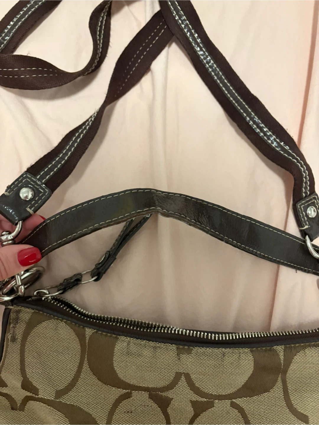 Coach Signature Canvas Shoulder Bag - photo 5
