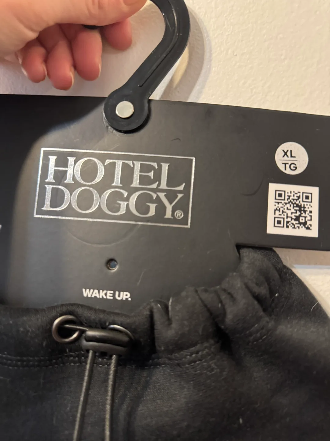 New Hotel Doggy Black Fleece Onesie - XL image indicator(3)