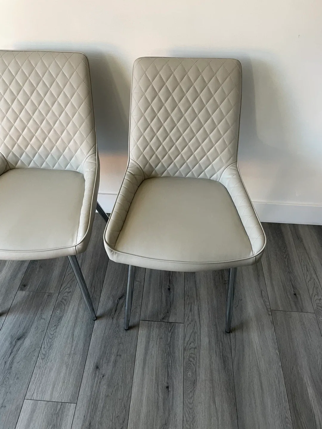 3 Dining Chairs image indicator(8)