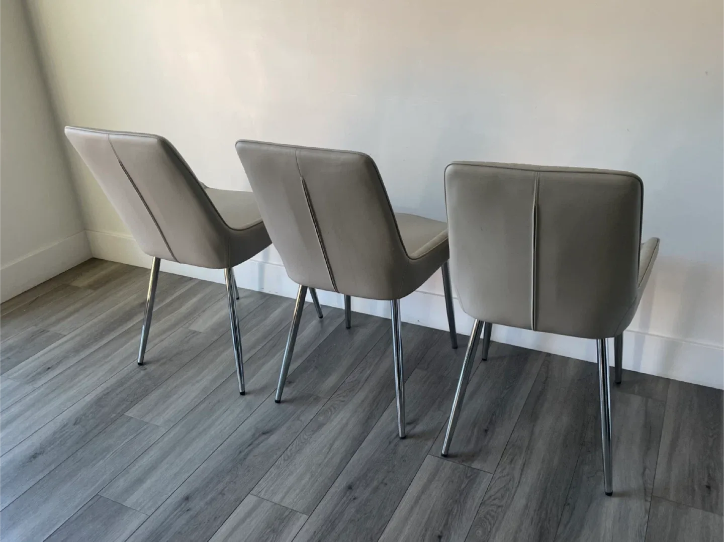 3 Dining Chairs image indicator(9)