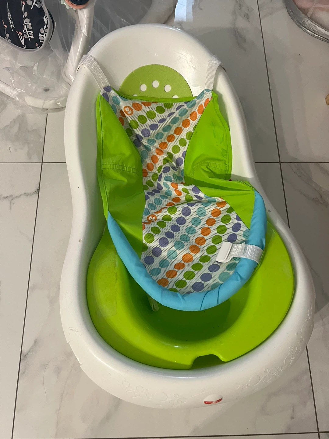 Baby Bath Tub & Breast Pump