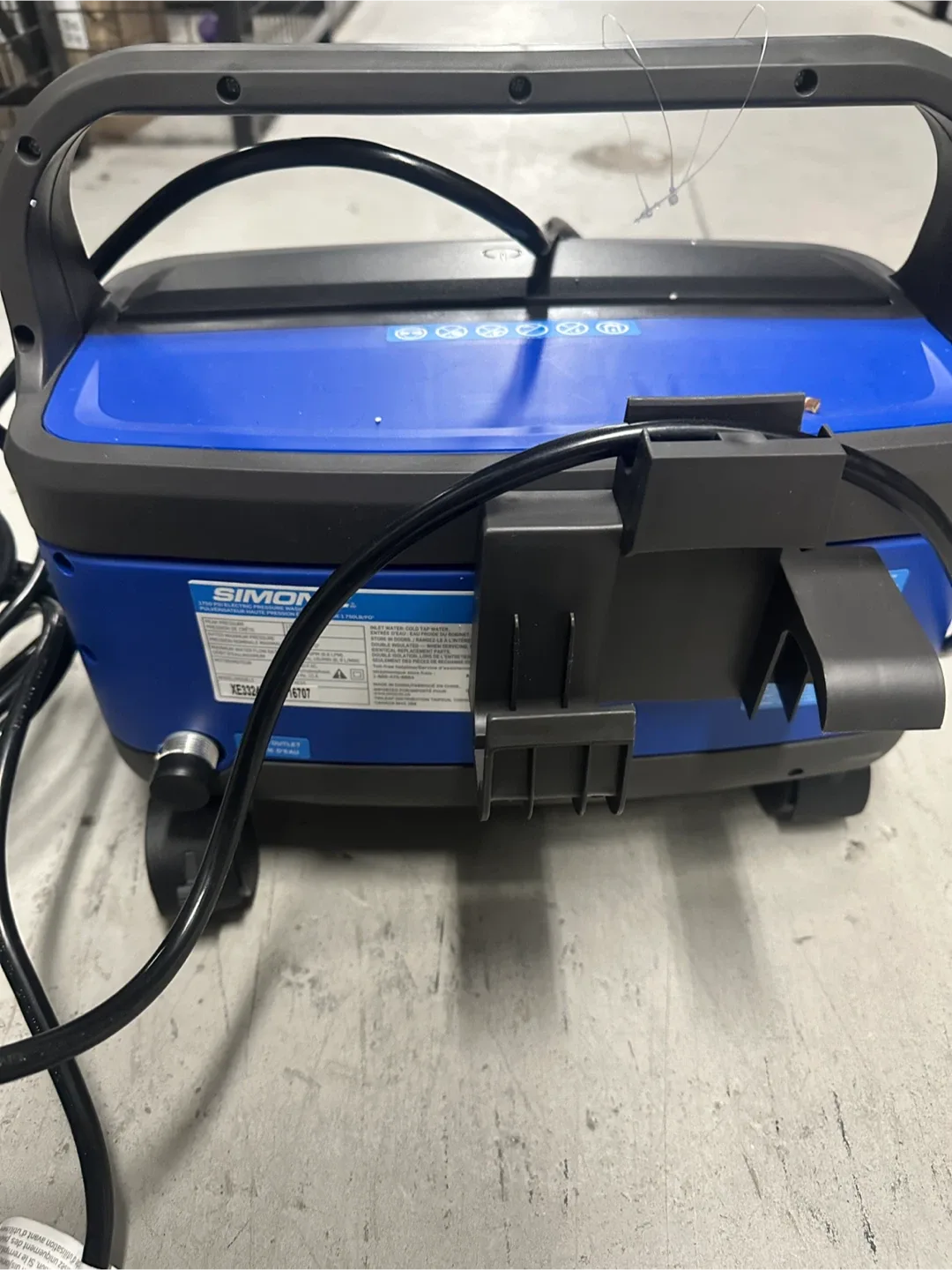 Pressure Washer (1750psi) + Free Car wash Kit