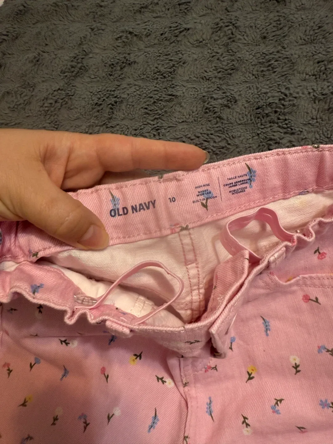 Old Navy Pink Floral Jeans - Size 10 image indicator(3)