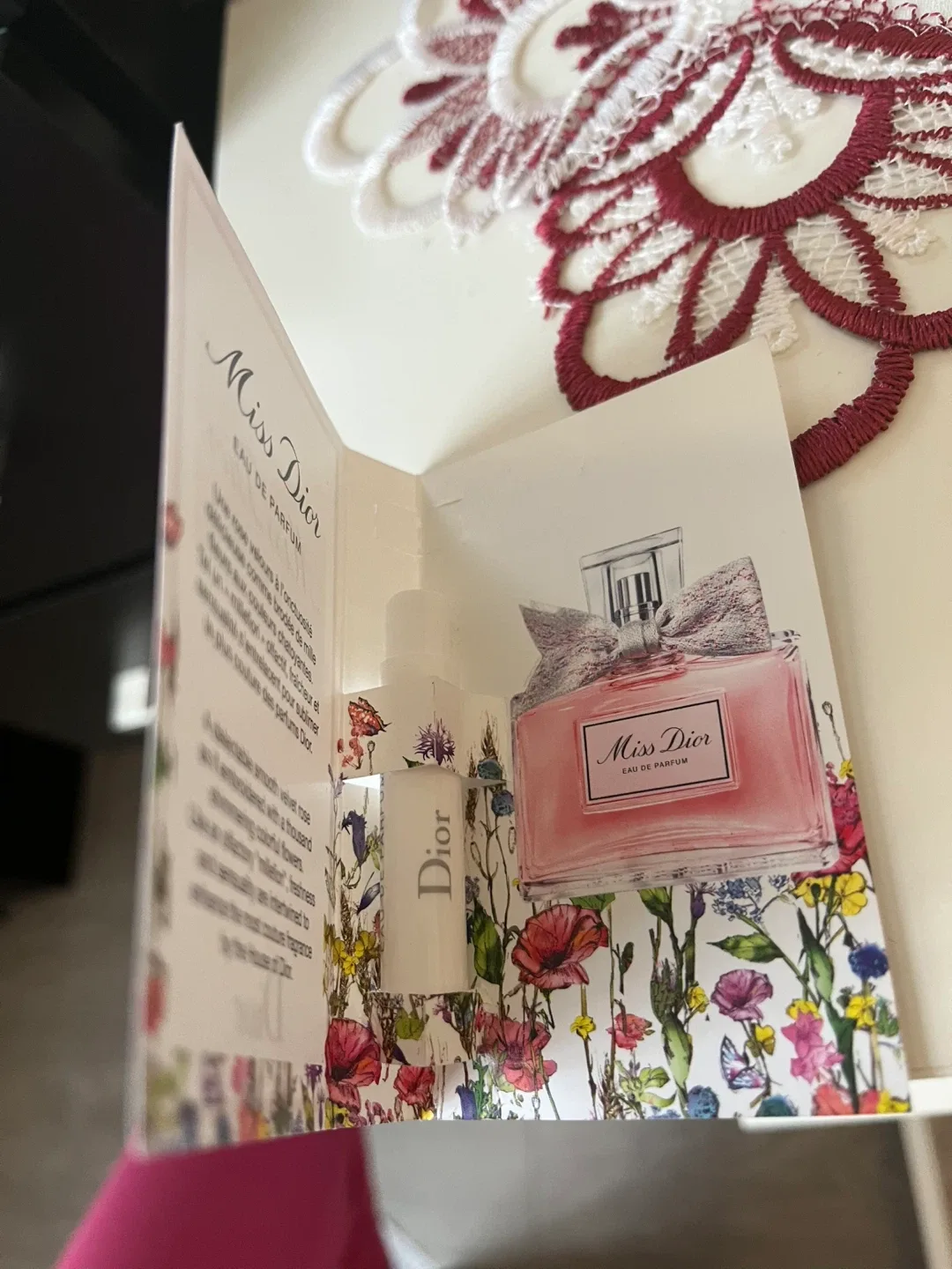 DIOR FRAGRANCE SAMPLE image indicator(2)