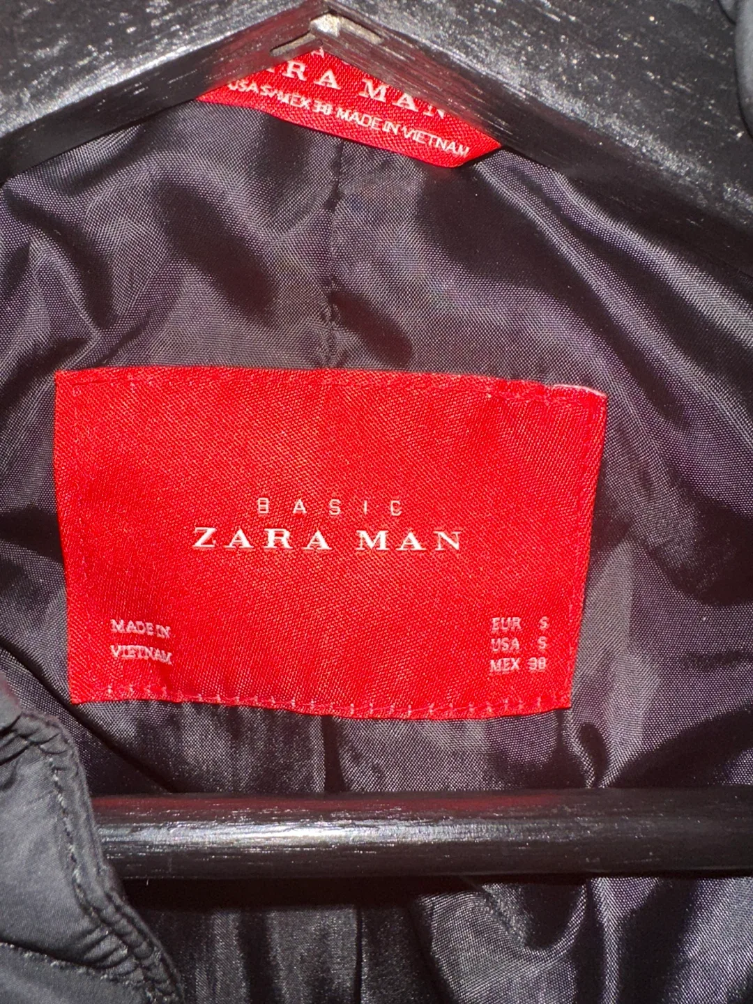 Zara Man Basic Black Quilted Jacket - Size S image indicator(3)