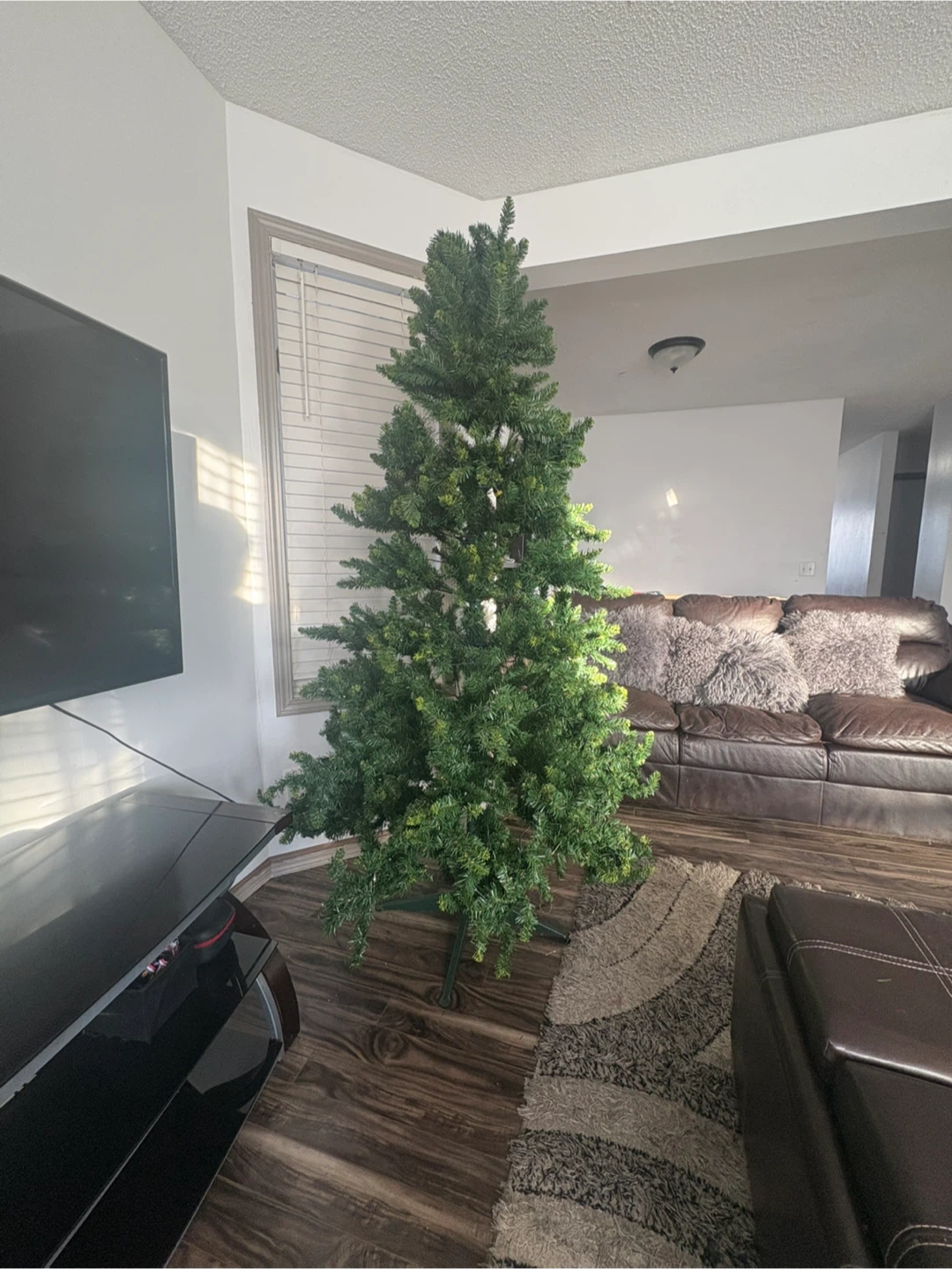 GlucksteinHome 7ft Green River Spruce unlit