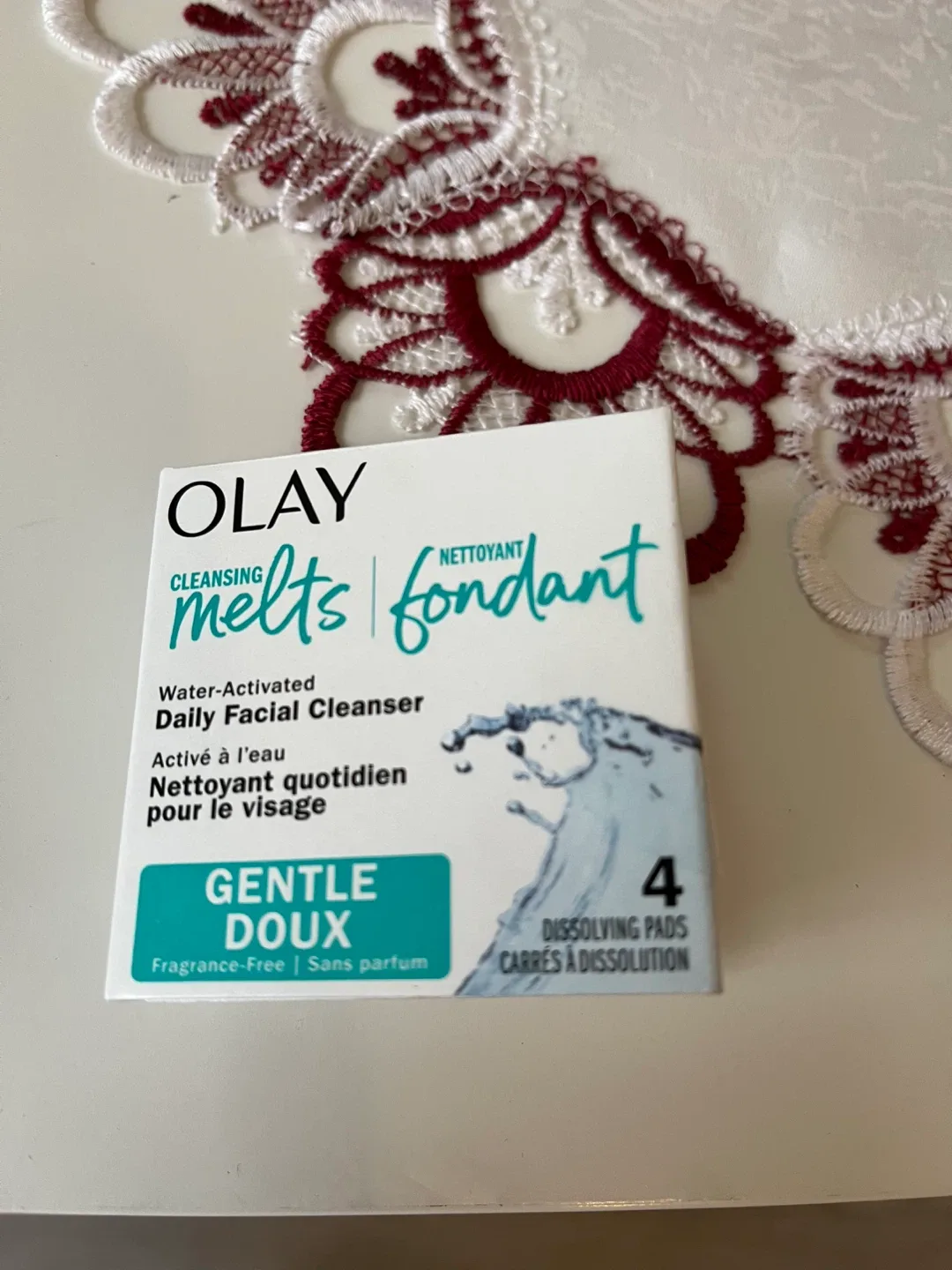 NEW OLAY CLEANSER SAMPLE