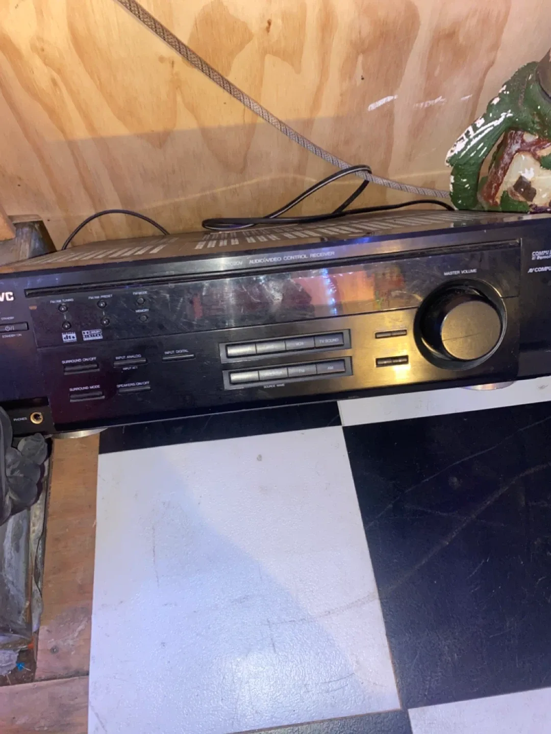 Amplifiers, projector and receivers Jvc gli pro and Panasonic image indicator(5)