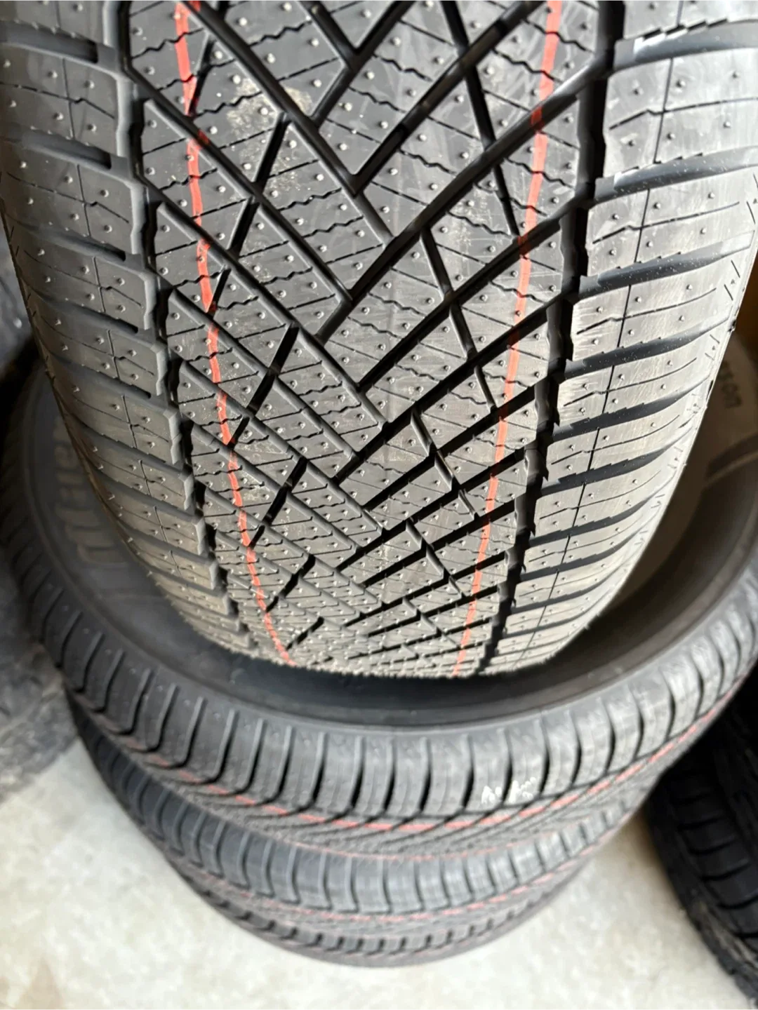 235/65R17 Tire image indicator(2)