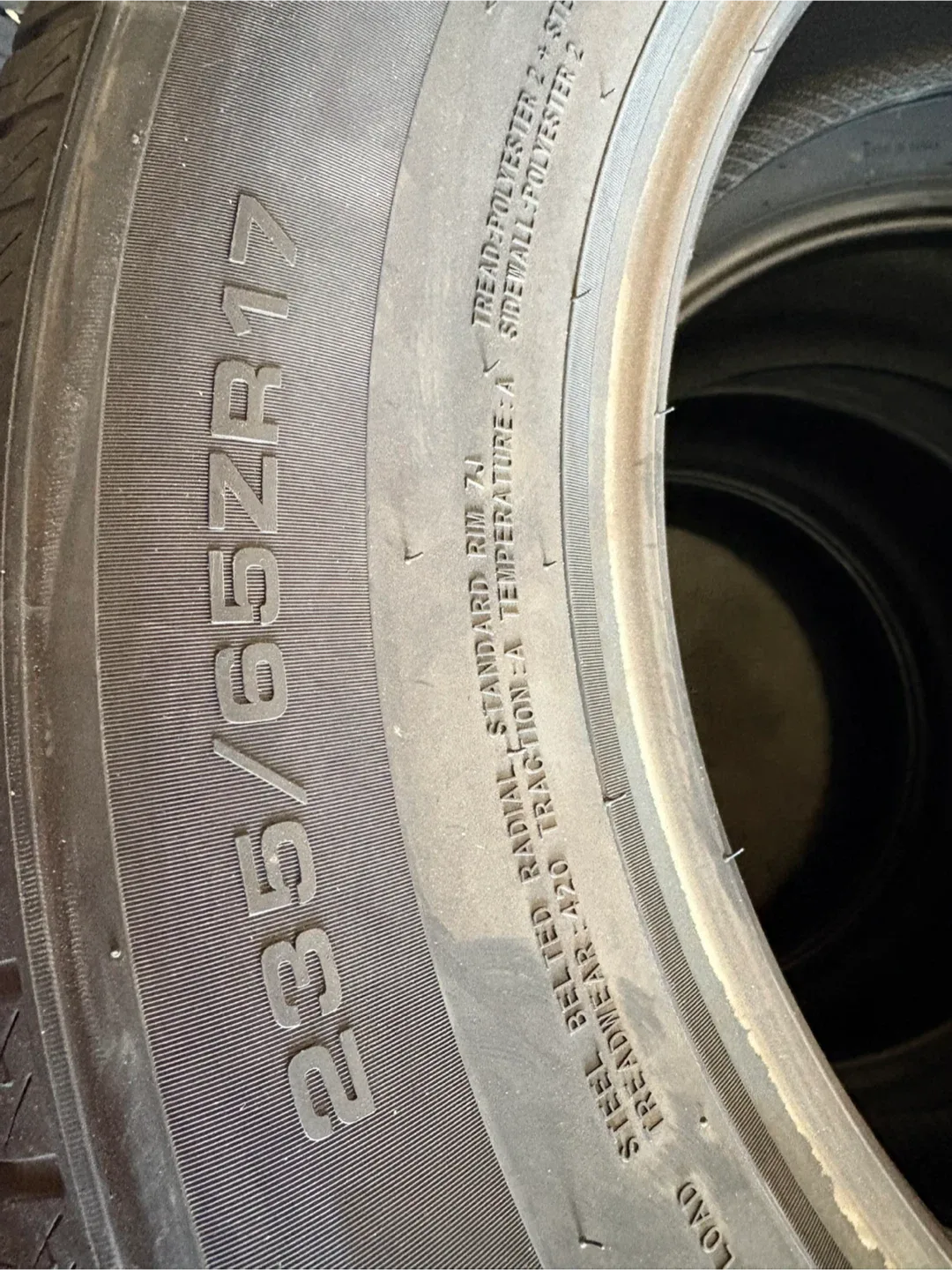 235/65R17 Tire image indicator(5)