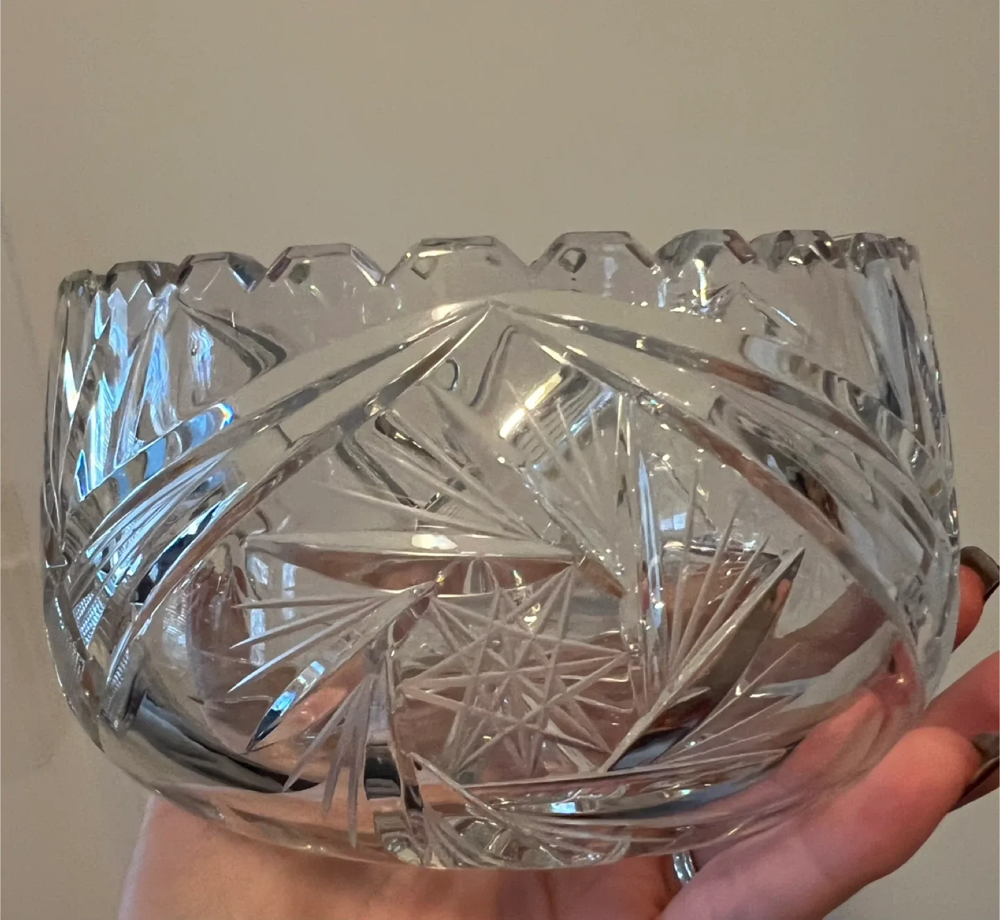 Vintage Pinwheel Crystal Bowl image indicator(5)
