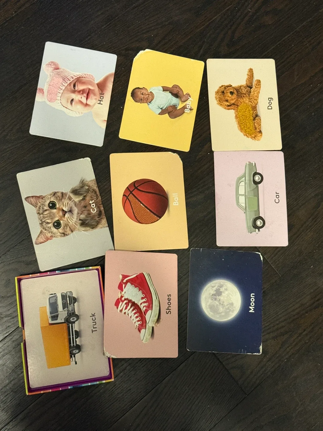 Lovevery Play Kit: The Inspector (7-8 Months) image indicator(3)