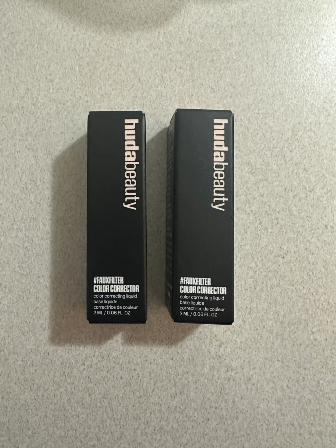 2 Huda Beauty #FauxFilter Color Corrector - Peach image indicator(2)