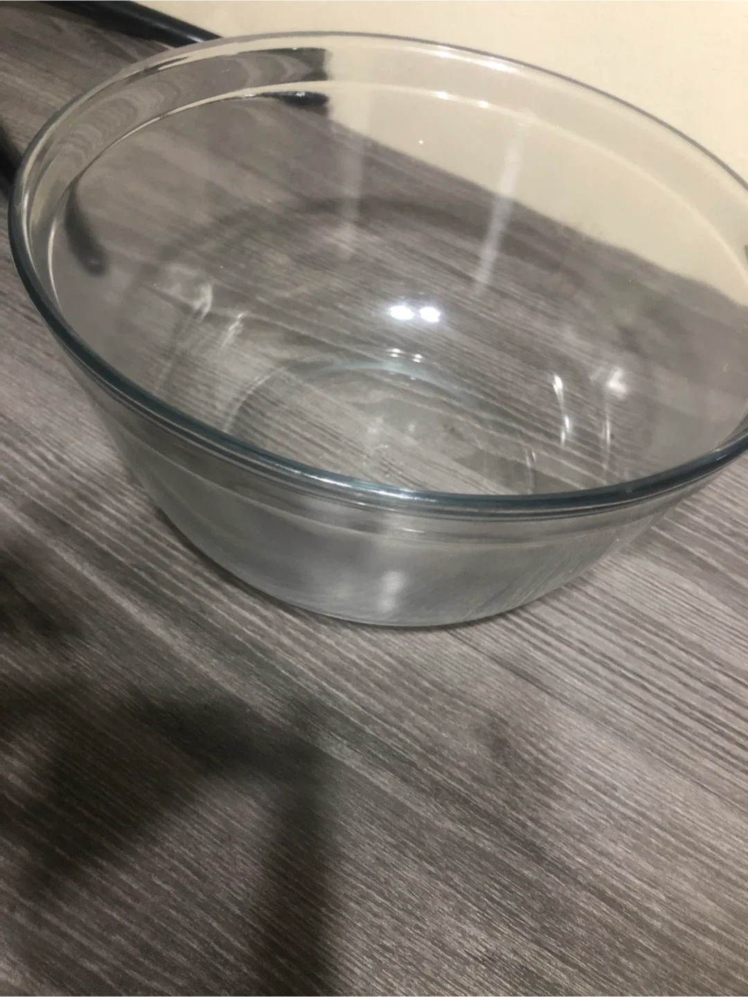 Glass Mixing Bowl - 10 inch diameter