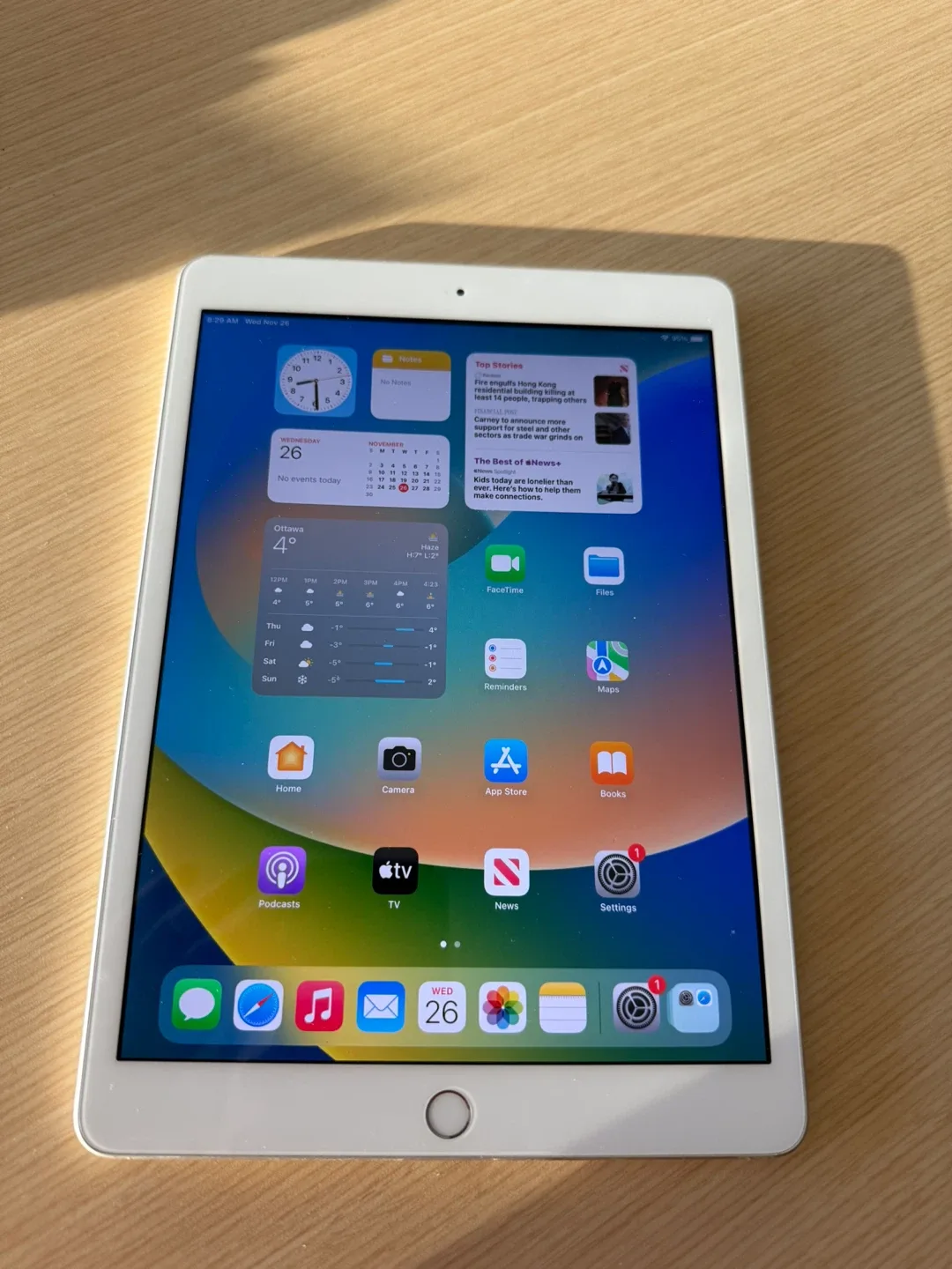 Apple iPad 7th Gen 32GB - Great Condition!