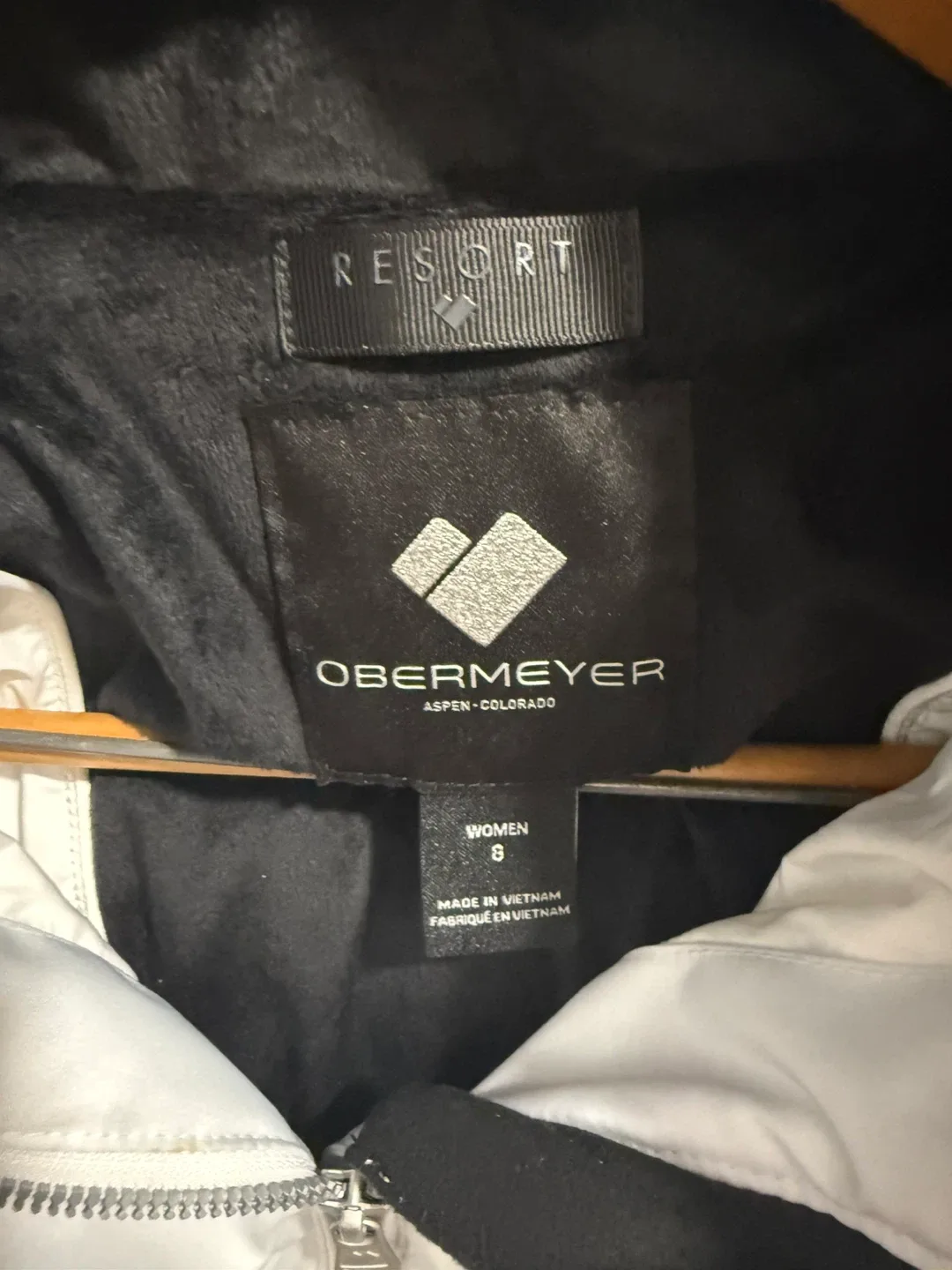 Obermeyer Bombshell Jacket - Women's Size 8 White image indicator(3)