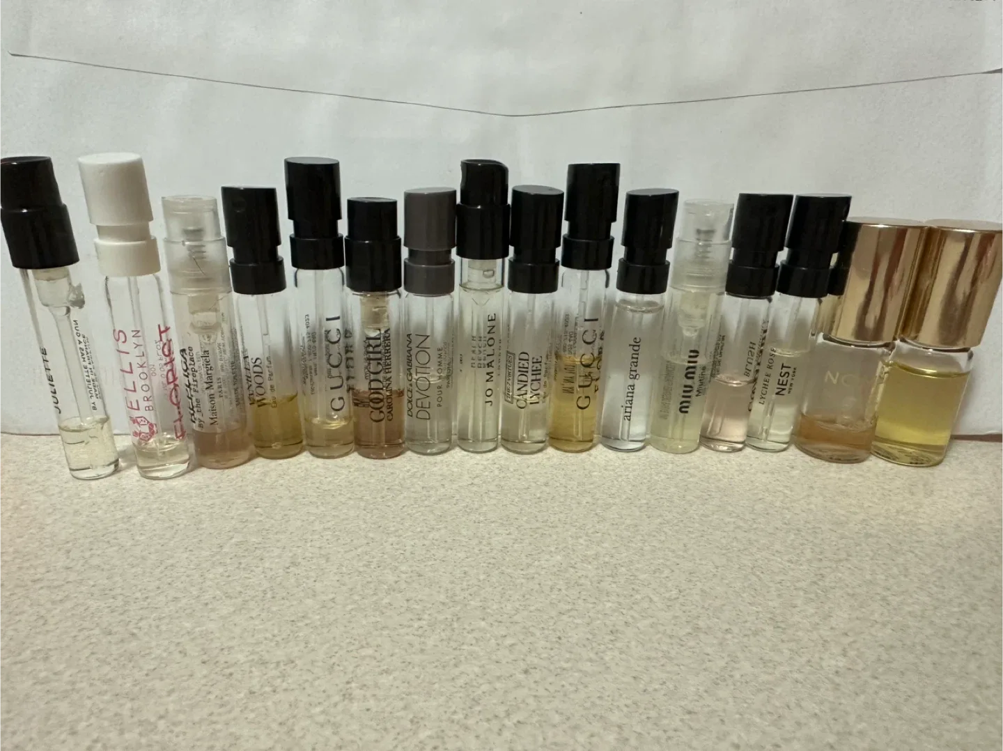 Perfume Sample Bundle: Juliette, Gucci, Ariana Grande + image indicator(2)