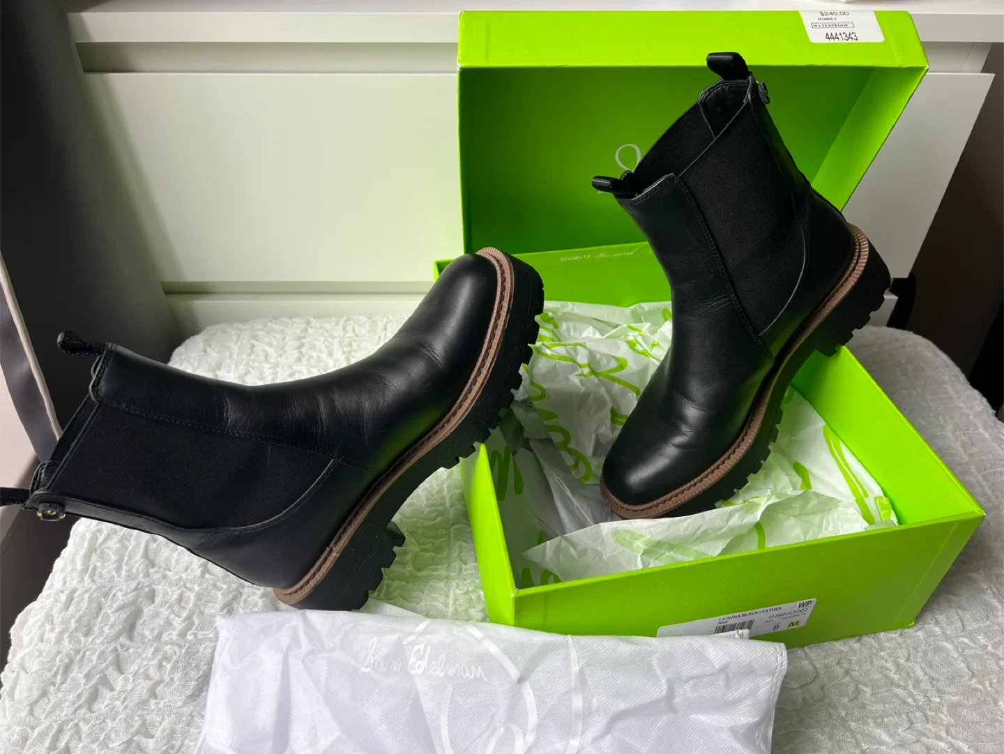 Sam Edelman Black Leather Chelsea Boots - Size 9 image indicator(7)