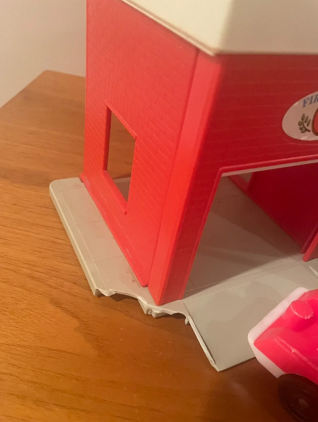 1973 Fisher-Price Little People Play Family Village toy set image indicator(5)