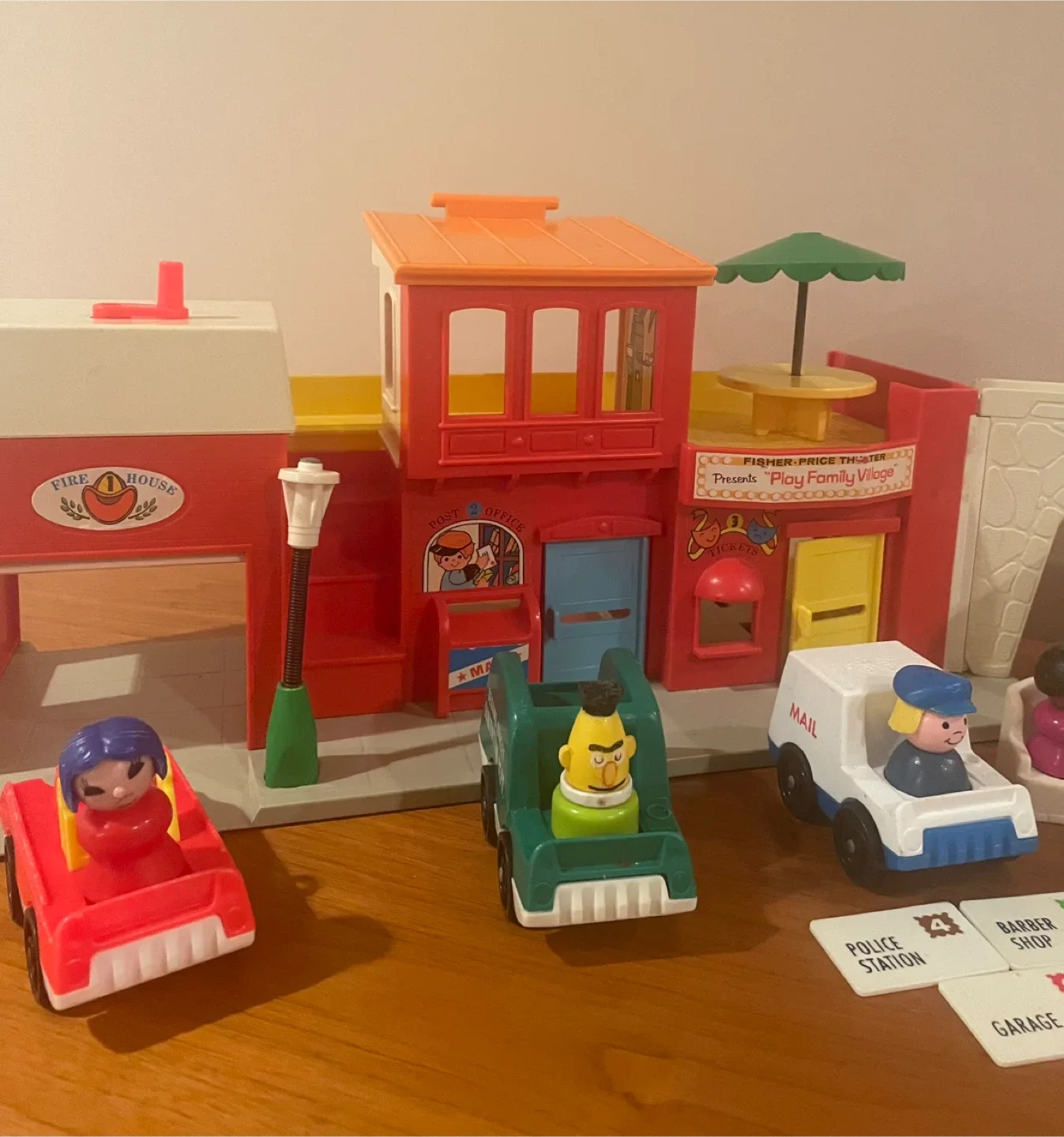 1973 Fisher-Price Little People Play Family Village toy set