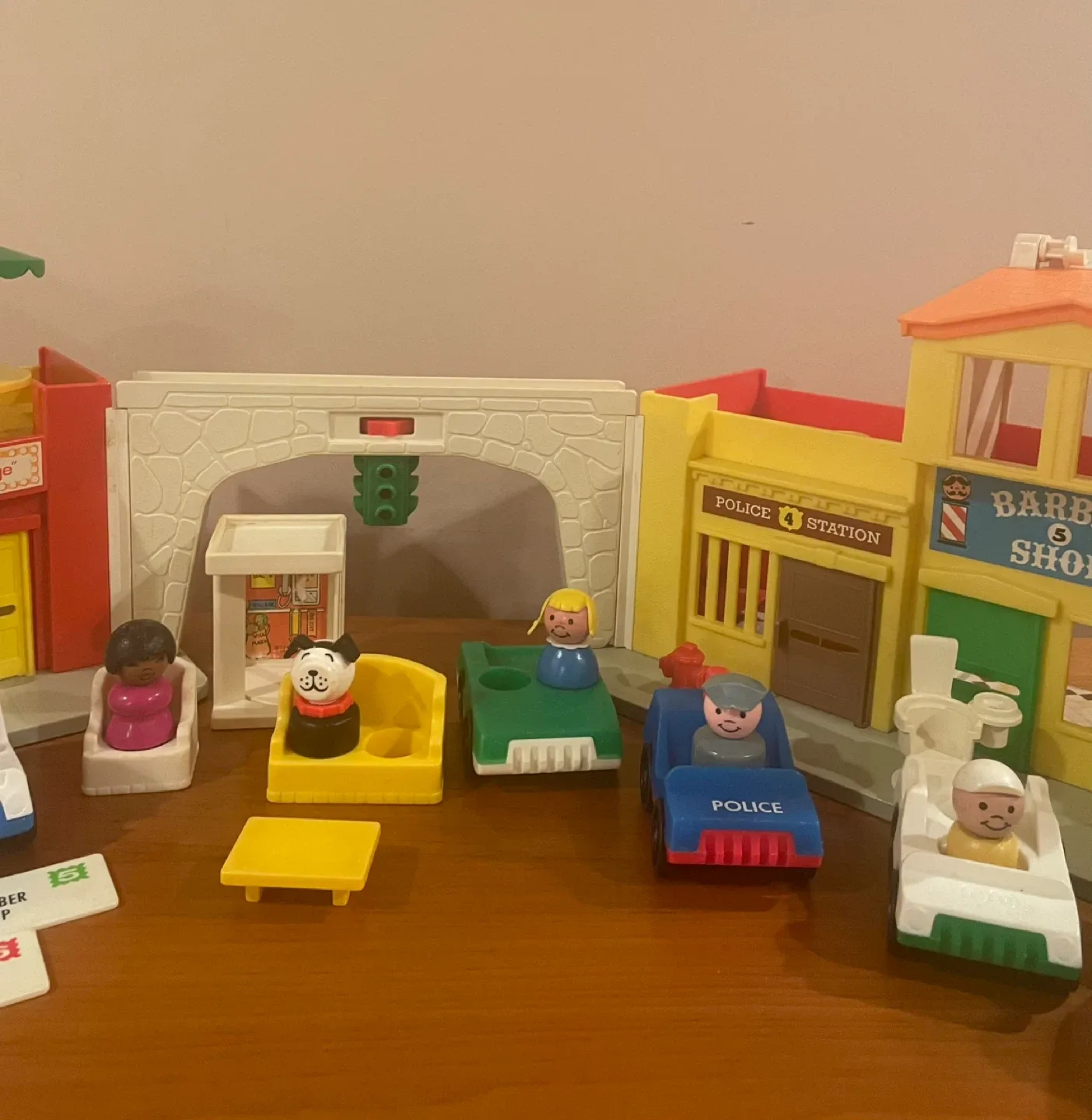 1973 Fisher-Price Little People Play Family Village toy set image indicator(3)