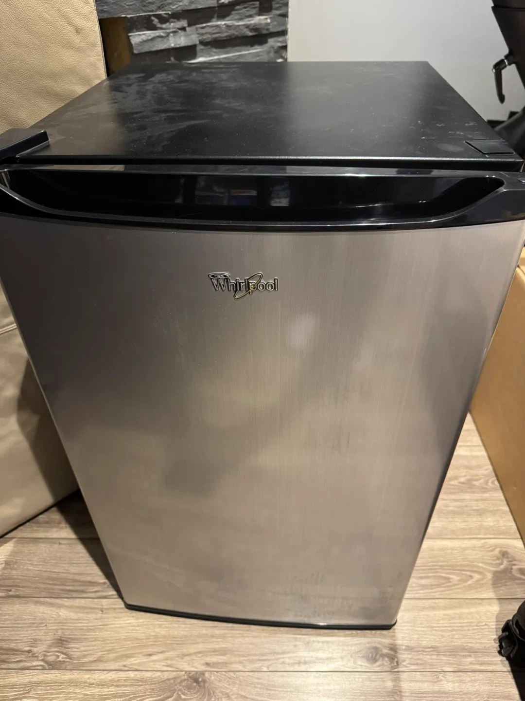 Whirlpool Mini Fridge - Great Condition!