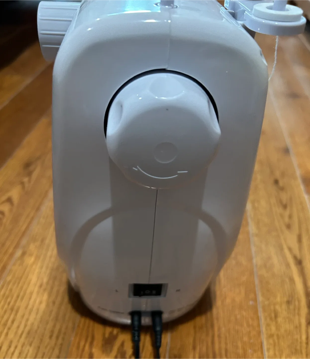 White Mini Sewing Machine image indicator(4)